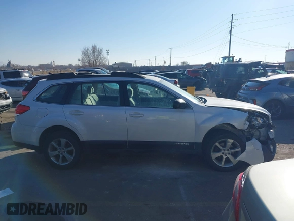 2014 Subaru Outback 2.5i with VIN 4S4BRBAC7E3271755, listed as a IAAI auction lot 41422901 with 139,510 mi miles. Bid and sale history available at carsss.com. Image 13.