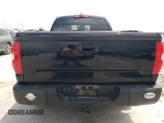 2021 Toyota Tundra SR z VIN 5TFRY5F17MX286018, wystawiony jako Copart lot #61780125 z przebiegiem 83 161 mil mil oraz Szkoda całkowita • Salvage title. Historia ofert i sprzedaży dostępna na DreamBid. Obrazek 6.