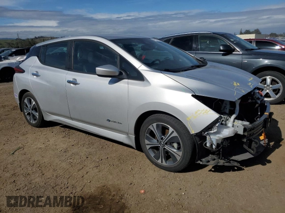2018 Nissan LEAF S z VIN 1N4AZ1CP5JC306884, wystawiony jako Copart lot #46136825 z przebiegiem 30 423 mil mil oraz Szkoda całkowita • Salvage title. Historia ofert i sprzedaży dostępna na DreamBid. Obrazek 4.