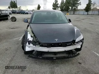 2024 Tesla Model 3 z VIN 5YJ3E1EA3RF864786, wystawiony jako Copart lot #48221855 z przebiegiem 1 750 mil mil oraz Szkoda całkowita • Salvage title. Historia ofert i sprzedaży dostępna na DreamBid. Obrazek 11.