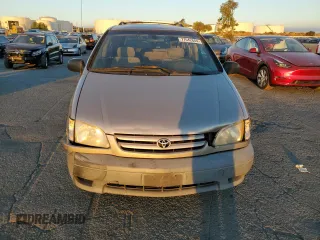 2003 Toyota Sienna CE with VIN 4T3ZF19C23U550972, listed as a Copart auction lot 77042684 with 89,036 mi miles and Clean Title. Bid and sale history available at carsss.com. Image 5.