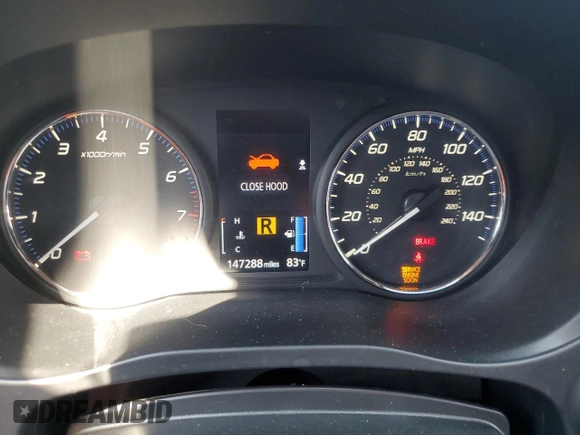 2018 Mitsubishi Outlander SE with VIN JA4AD3A30JZ044185, listed as a Copart auction lot 60111175 with 147,288 mi miles and Salvage title. Bid and sale history available at DreamBid. Image 9.