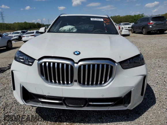 2025 BMW X5 sDrive40i with VIN 5UX13EU06S9Z39038, listed as a Copart auction lot 52816275 with Not provided miles and Salvage title. Bid and sale history available at DreamBid. Image 5.