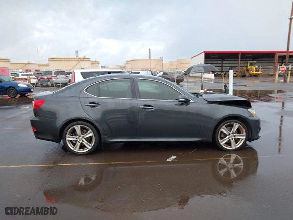 2011 Lexus IS 250 with VIN JTHBF5C29B5135208, listed as a IAAI auction lot 42073769 with 82,618 mi miles. Bid and sale history available at carsss.com. Image 13.