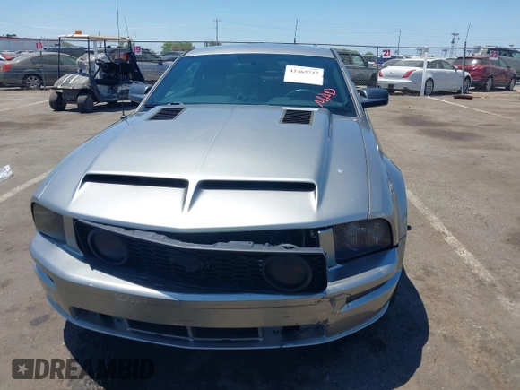 2008 Ford Mustang GT Deluxe with VIN 1ZVHT82H485168327, listed as a IAAI auction lot 42465727 with 115,187 mi miles and . Bid and sale history available at DreamBid. Image 6.
