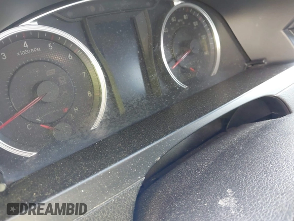 2015 Toyota Camry XLE z VIN 4T1BF1FK4FU933984, wystawiony jako IAAI lot #42121695 z przebiegiem Nie podano mil oraz . Historia ofert i sprzedaży dostępna na DreamBid. Obrazek 14.
