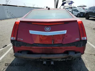 2013 Cadillac CTS Performance z VIN 1G6DK1E33D0131484, wystawiony jako Copart lot #57907554 z przebiegiem 205 243 mil mil oraz Szkody całkowita. Historia ofert i sprzedaży dostępna na DreamBid. Obrazek 6.