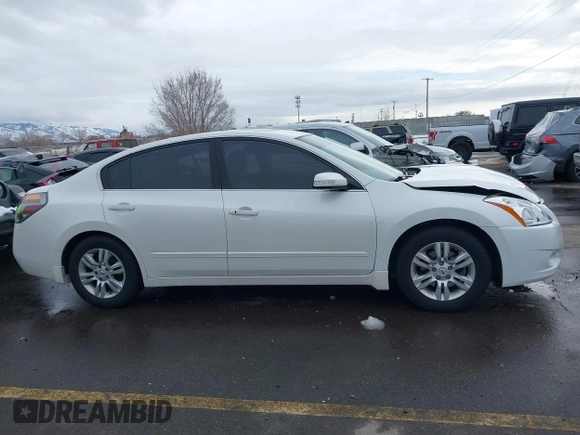 2011 Nissan Altima 2.5 S with VIN 1N4AL2AP1BN442980, listed as a IAAI auction lot 41603298 with 135,481 mi miles. Bid and sale history available at carsss.com. Image 13.