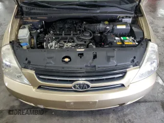2006 Kia Sedona LX with VIN KNDMB233666082464, listed as a Copart auction lot 69070644 with 244,445 mi miles and Salvage Title. Bid and sale history available at carsss.com. Image 12.