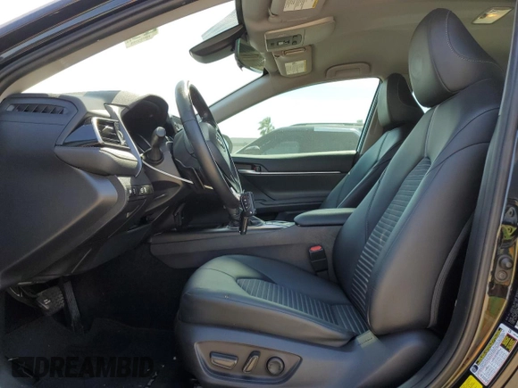 2022 Toyota Camry SE z VIN 4T1G11AK7NU657892, wystawiony jako Copart lot #53624045 z przebiegiem 72 404 mil mil oraz Szkoda całkowita • Salvage title. Historia ofert i sprzedaży dostępna na DreamBid. Obrazek 7.