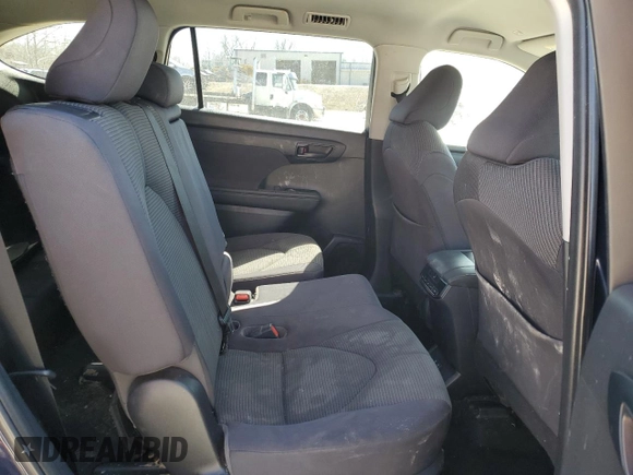 2020 Toyota Highlander LE with VIN 5TDBZRBH6LS009874, listed as a Copart auction lot 48354095 with 121,865 mi miles and Non repairable. Bid and sale history available at DreamBid. Image 11.