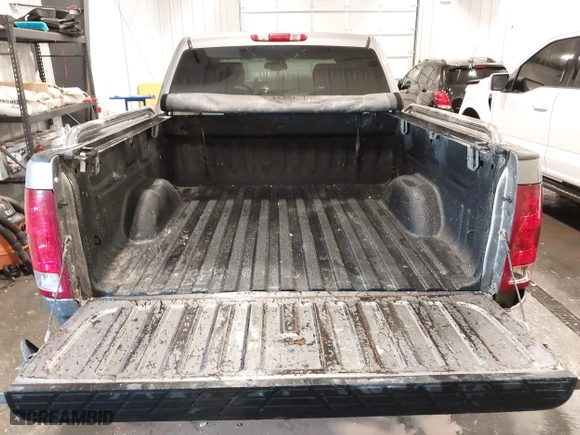 2008 GMC Sierra 1500 Work Truck with VIN 2GTEK133581237014, listed as a IAAI auction lot 41894344 with 125,667 mi miles. Bid and sale history available at carsss.com. Image 12.