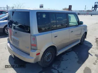 2005 Scion xB with VIN JTLKT334250219070, listed as a IAAI auction lot 41960092 with 184,895 mi miles. Bid and sale history available at carsss.com. Image 4.