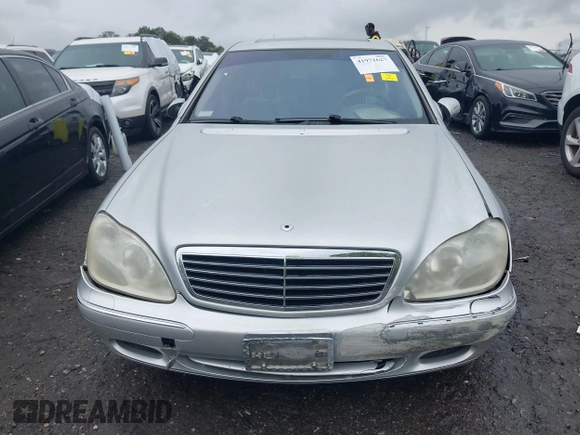 2002 Mercedes-Benz S-Class 5.0L with VIN WDBNG75J32A241980, listed as a IAAI auction lot 41971627 with 160,634 mi miles. Bid and sale history available at carsss.com. Image 12.