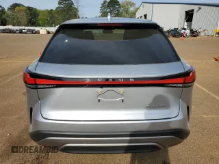 2024 Lexus RX 350 z VIN 2T2BAMBAXRC026896, wystawiony jako Copart lot #50809715 z przebiegiem 16 917 mil mil oraz Szkody całkowita. Historia ofert i sprzedaży dostępna na DreamBid. Obrazek 6.
