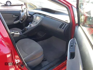 2015 Toyota Prius Four with VIN JTDKN3DU2F1930087, listed as a IAAI auction lot 41561926 with 125,382 mi miles. Bid and sale history available at carsss.com. Image 5.