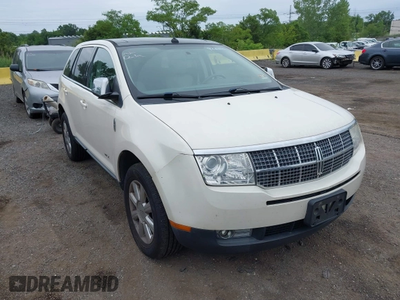 2008 Lincoln MKX with VIN 2LMDU88C18BJ33105, listed as a IAAI auction lot 42617092 with 207,787 mi miles and . Bid and sale history available at DreamBid. Image 6.