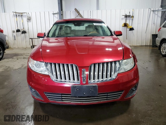 2010 Lincoln MKS z VIN 1LNHL9DR6AG614417, wystawiony jako Copart lot #54328705 z przebiegiem 124 443 mil mil oraz Szkoda całkowita • Salvage title. Historia ofert i sprzedaży dostępna na DreamBid. Obrazek 5.