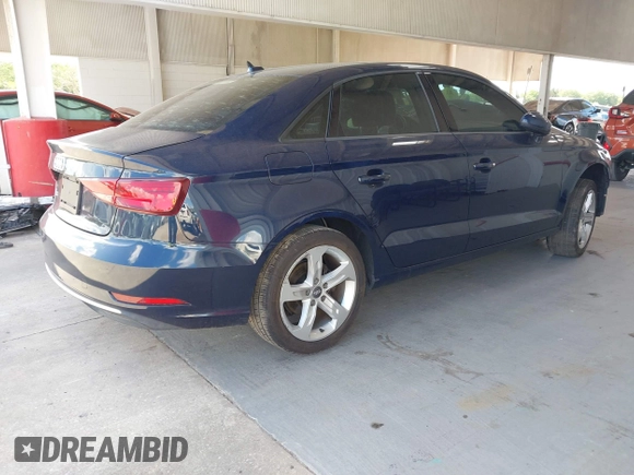 2017 Audi A3 Premium z VIN WAUAUGFF1H1058697, wystawiony jako IAAI lot #42159744 z przebiegiem 55 852 mil mil oraz . Historia ofert i sprzedaży dostępna na DreamBid. Obrazek 4.