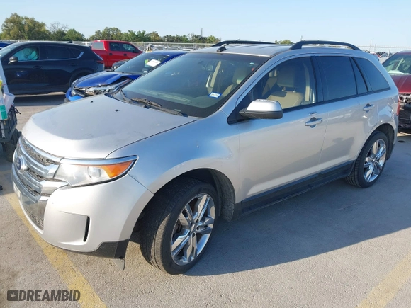 2012 Ford Edge SEL with VIN 2FMDK3J93CBA81021, listed as a IAAI auction lot 42004650 with 198,774 mi miles. Bid and sale history available at carsss.com. Image 2.