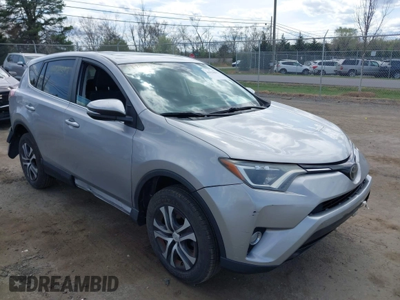 2018 Toyota RAV4 XLE with VIN 2T3WFREV9JW410102, listed as a IAAI auction lot 41929892 with 75,422 mi miles and . Bid and sale history available at carsss.com. Image 1.
