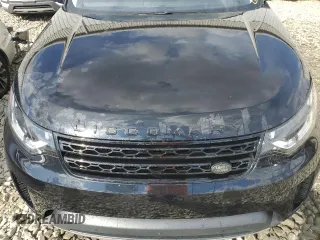 2017 Land Rover Discovery First Edition with VIN SALRTBBV5HA020469, listed as a Copart auction lot 77438984 with 62,541 mi miles and Salvage Title. Bid and sale history available at carsss.com. Image 12.