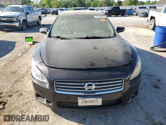 2010 Nissan Maxima SV z VIN 1N4AA5APXAC863193, wystawiony jako Copart lot #53154655 z przebiegiem 285 696 mil mil oraz Czysty tytuł • Clean title. Historia ofert i sprzedaży dostępna na DreamBid. Obrazek 5.
