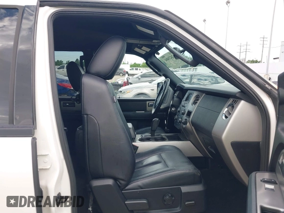 2017 Ford Expedition XLT с VIN 1FMJU1HT5HEA63196, выставлен на аукционе IAAI как лот 42423484 с пробегом 85 932 миль миль и . История ставок и продаж доступна на DreamBid. Изображение 5.
