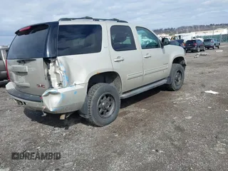 2013 GMC Yukon SLT with VIN 1GKS2CE03DR132642, listed as a IAAI auction lot 41736858 with 1 mi miles. Bid and sale history available at carsss.com. Image 4.