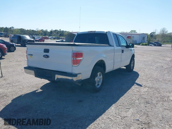 2011 Ford F-150 XL with VIN 1FTEX1CM5BFC86093, listed as a IAAI auction lot 41795088 with 85,082 mi miles. Bid and sale history available at carsss.com. Image 4.