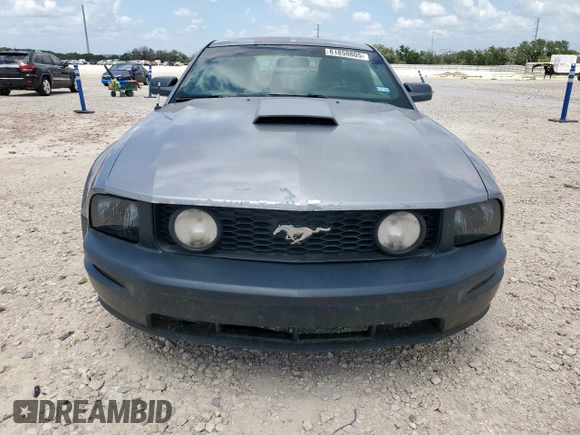 2007 Ford Mustang GT Deluxe with VIN 1ZVFT82HX75230089, listed as a Copart auction lot 61859805 with 209,552 mi miles and Salvage title. Bid and sale history available at DreamBid. Image 5.