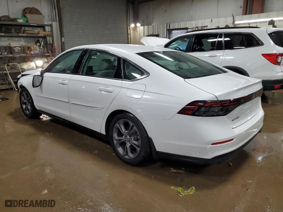 2024 Honda Accord Sedan EX with VIN 1HGCY1F32RA028792, listed as a Copart auction lot 44531625 with 11,452 mi miles and Salvage Title. Bid and sale history available at carsss.com. Image 2.
