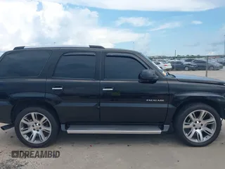 2006 Cadillac Escalade with VIN 1GYEC63NX6R148341, listed as a IAAI auction lot 42603913 with 219,673 mi miles and . Bid and sale history available at DreamBid. Image 14.
