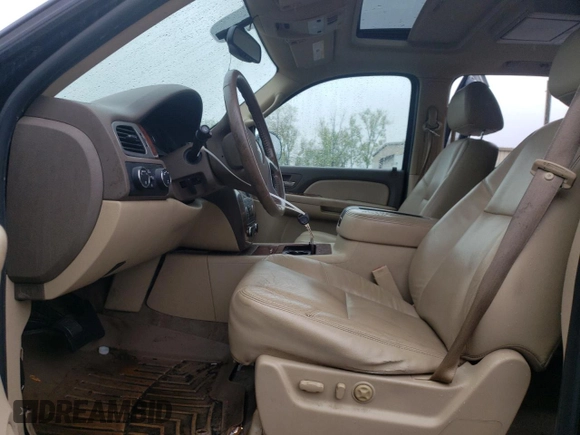 2009 Chevrolet Tahoe LTZ with VIN 1GNFK33009R277510, listed as a Copart auction lot 55766245 with 213,530 mi miles and Clean title. Bid and sale history available at DreamBid. Image 7.
