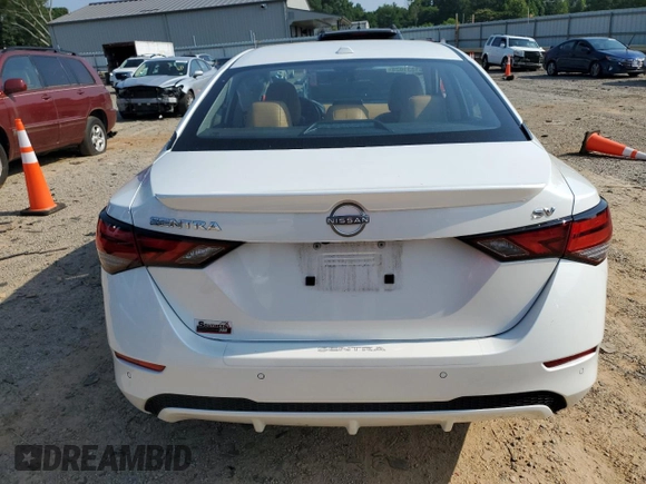 2024 Nissan Sentra SV z VIN 3N1AB8CVXRY319206, wystawiony jako Copart lot #61831025 z przebiegiem 6 966 mil mil oraz Szkoda całkowita • Salvage title. Historia ofert i sprzedaży dostępna na DreamBid. Obrazek 6.
