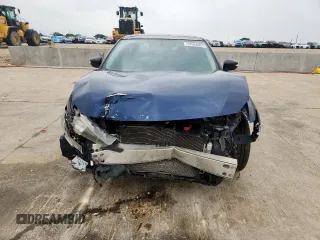 2017 Nissan Maxima SL with VIN 1N4AA6AP0HC409194, listed as a Copart auction lot 57604005 with 98,000 mi miles and Salvage title. Bid and sale history available at DreamBid. Image 5.