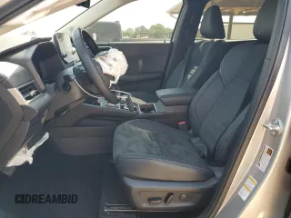2024 Mitsubishi Outlander SE z VIN JA4J4VA80RZ074578, wystawiony jako Copart lot #55181295 z przebiegiem 8 151 mil mil oraz Szkoda całkowita • Salvage title. Historia ofert i sprzedaży dostępna na DreamBid. Obrazek 7.