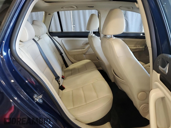 2014 Volkswagen Jetta TDI w/Sunroof z VIN 3VWPL7AJ0EM625568, wystawiony jako Copart lot #54929055 z przebiegiem 134 793 mil mil oraz Szkoda całkowita • Salvage title. Historia ofert i sprzedaży dostępna na DreamBid. Obrazek 10.