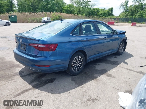 2021 Volkswagen Jetta S z VIN 3VWC57BU6MM046066, wystawiony jako IAAI lot #42199064 z przebiegiem 86 394 mil mil oraz . Historia ofert i sprzedaży dostępna na DreamBid. Obrazek 4.