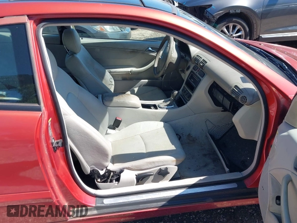 2002 Mercedes-Benz C 230/260/280/320 with VIN WDBRN47J02A346107, listed as a IAAI auction lot 42149980 with Not Provided miles and . Bid and sale history available at DreamBid. Image 5.