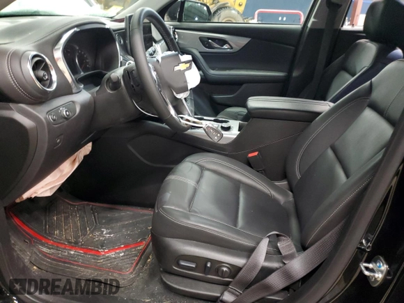 2024 Chevrolet Blazer LT z VIN 3GNKBJR49RS217400, wystawiony jako Copart lot #42521405 z przebiegiem 10 380 mil mil oraz Szkoda całkowita • Salvage title. Historia ofert i sprzedaży dostępna na DreamBid. Obrazek 7.
