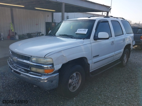 2003 Chevrolet Tahoe LS with VIN 1GNEC13Z83J321559, listed as a IAAI auction lot 41461500 with 180,756 mi miles. Bid and sale history available at carsss.com. Image 2.