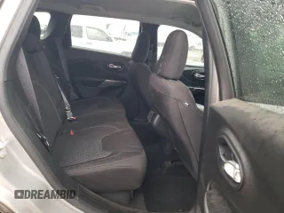 2021 Jeep Cherokee Latitude with VIN 1C4PJLCB8MD200228, listed as a Copart auction lot 46315595 with 31,551 mi miles and Salvage Title. Bid and sale history available at carsss.com. Image 11.