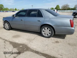 2001 Cadillac DeVille z VIN 1G6KD54Y41U273417, wystawiony jako Copart lot #55604295 z przebiegiem Nie podano mil oraz Szkoda całkowita • Salvage title. Historia ofert i sprzedaży dostępna na DreamBid. Obrazek 2.