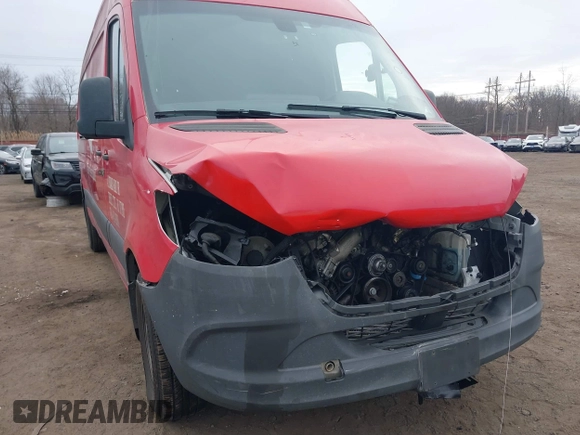 2021 Mercedes-Benz Sprinter Cargo with VIN W1Y4ECHY4MT070552, listed as a IAAI auction lot 41720548 with 110,401 mi miles and . Bid and sale history available at carsss.com. Image 17.