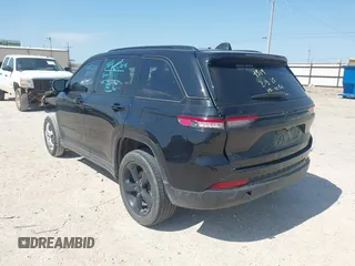 2023 Jeep Grand Cherokee Laredo с VIN 1C4RJHAG1PC554753, выставлен на аукционе IAAI как лот 41996222 с пробегом 27 021 миль миль и . История ставок и продаж доступна на DreamBid. Изображение 3.