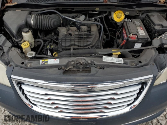 2014 Chrysler Town & Country Touring with VIN 2C4RC1BG8ER206985, listed as a Copart auction lot 43031665 with 161,926 mi miles and Salvage Title. Bid and sale history available at DreamBid. Image 12.