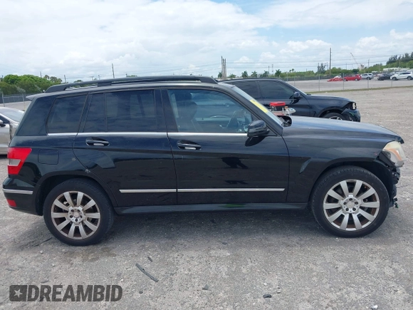 2011 Mercedes-Benz GLK 350 with VIN WDCGG5GB7BF657953, listed as a IAAI auction lot 42156580 with 187,458 mi miles and . Bid and sale history available at DreamBid. Image 14.