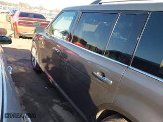 2014 Ford Flex Limited with VIN 2FMGK5D82EBD43075, listed as a IAAI auction lot 41461602 with 147,993 mi miles. Bid and sale history available at carsss.com. Image 14.