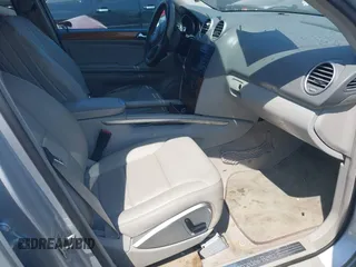 2009 Mercedes-Benz M 350 with VIN 4JGBB86E69A507248, listed as a IAAI auction lot 42077634 with 124,279 mi miles and . Bid and sale history available at DreamBid. Image 5.